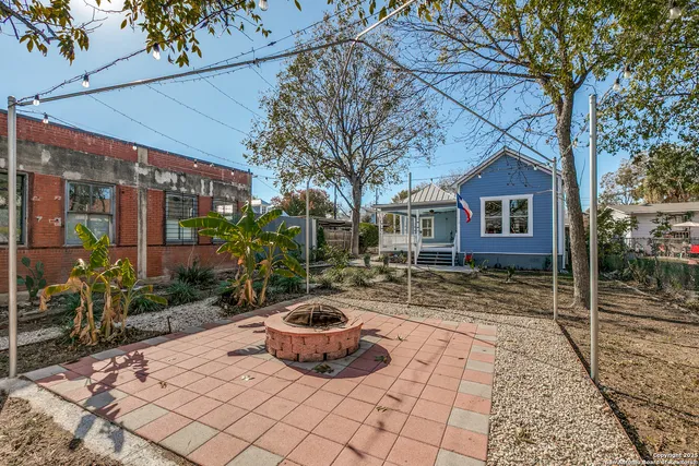 $439,000 | 922 North Pine Street, San Antonio, TX 78202
