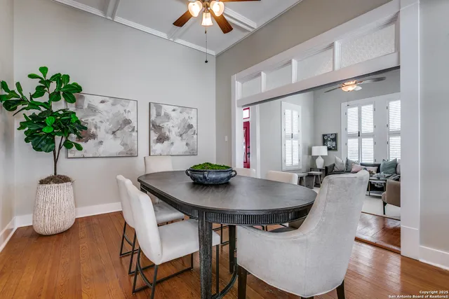 $439,000 | 922 North Pine Street, San Antonio, TX 78202