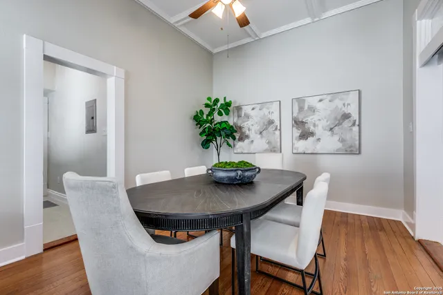 $439,000 | 922 North Pine Street, San Antonio, TX 78202