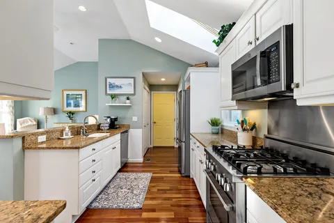 $724,900 | 16 Butten Mews, Unit 16, Plymouth, MA 02360