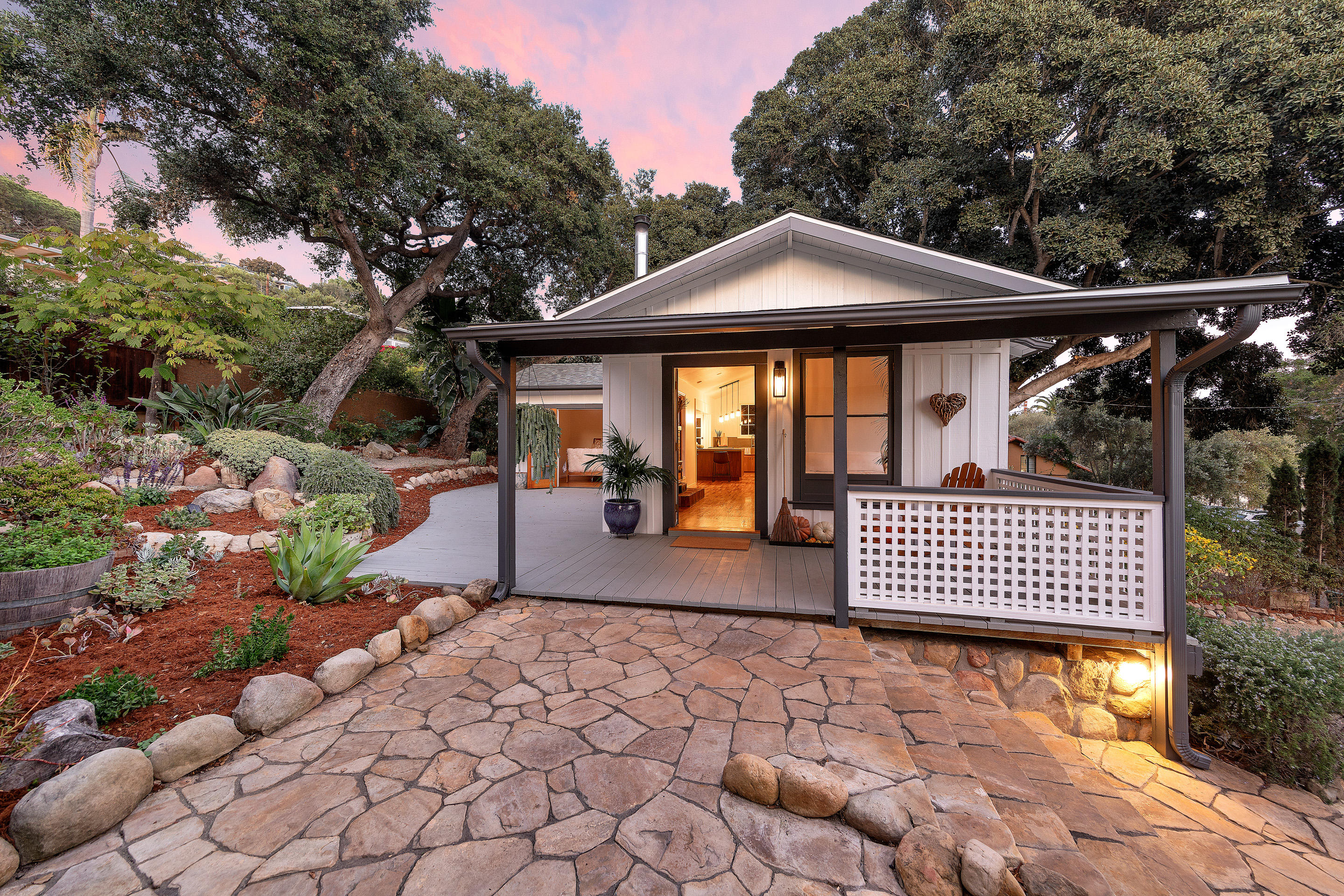 884 Cheltenham Road Santa Barbara, CA 93105 - Photo 4 of 16 884CheltenhamRd_18_01