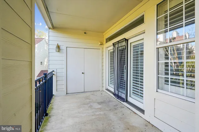 a view of a storage & utility room