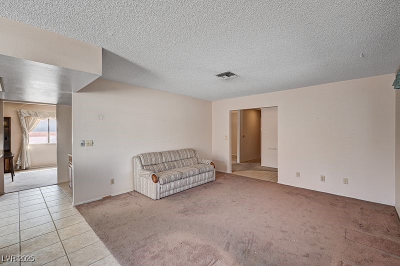 5274 Somerset Drive Las Vegas, NV 89120 - Photo 5 of 31 Gallery Image 5