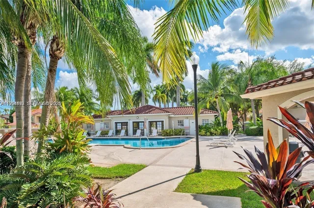 $3,000 | 13934 Southwest 102nd Lane, Unit 13934, Miami, FL 33186