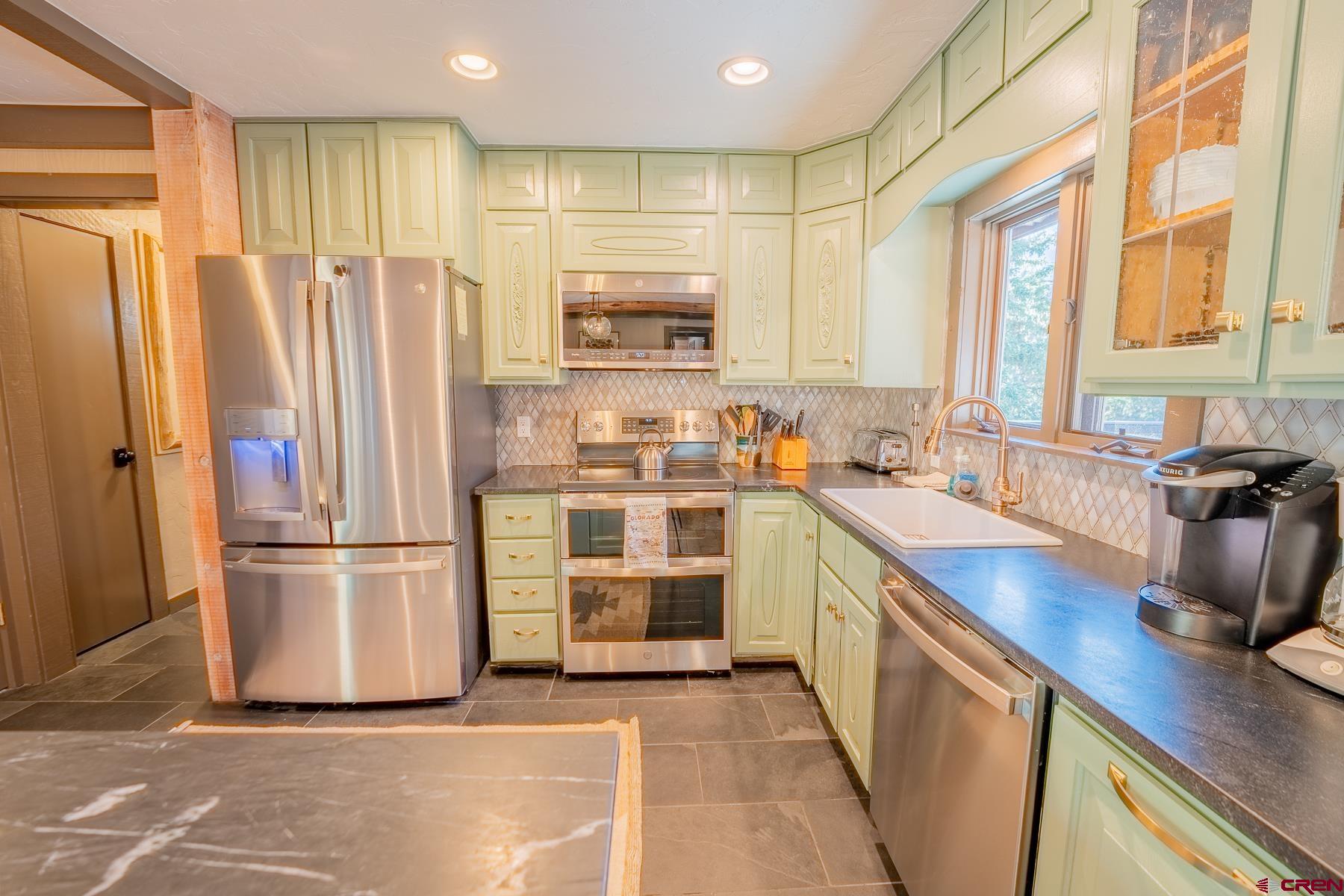 27 Whetstone Road Crested Butte, CO 81225 - Photo 11 of 35 Gallery Image 11