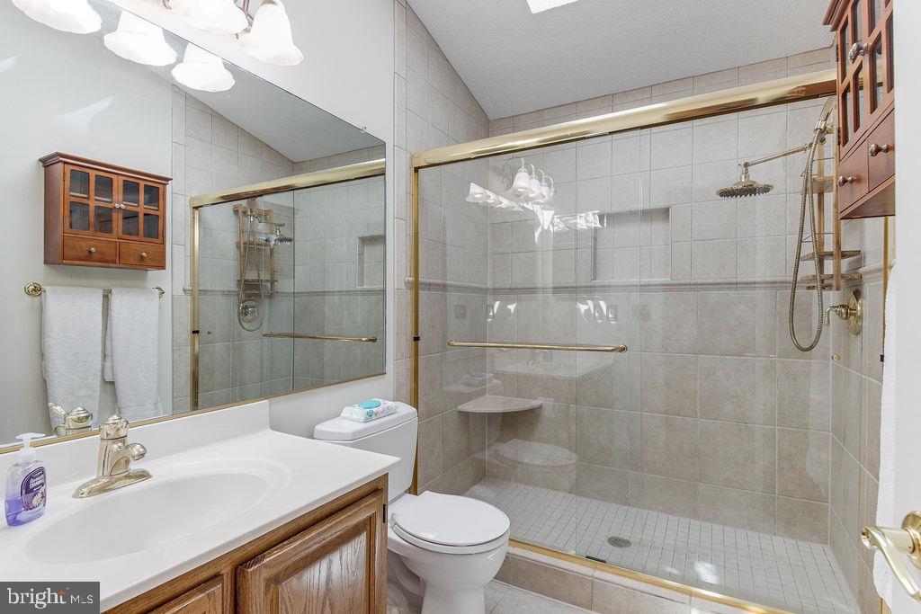1421 Newport Spring Court Reston, VA 20194 - Photo 23 of 32 Gallery Image 23