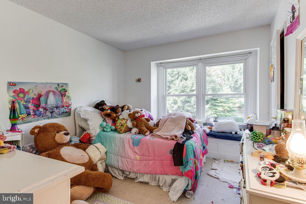 1421 Newport Spring Court Reston, VA 20194 - Photo 26 of 32 Gallery Image 26