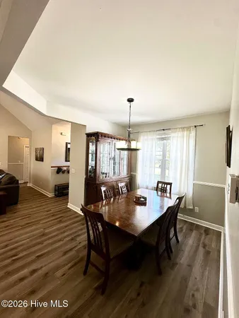 $2,600 | 425 North Belvedere Drive, Hampstead, NC 28443