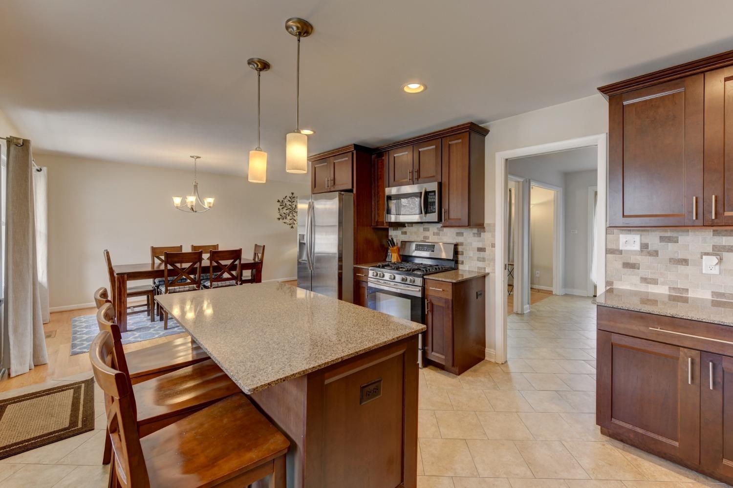 9908 Redbud Road Munster, IN 46321 - Photo 10 of 31 1500x999