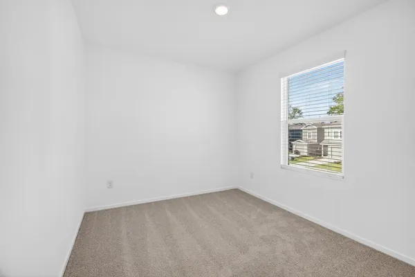 $1,900 | 914 Pertuso Lane, Huffman, TX 77336