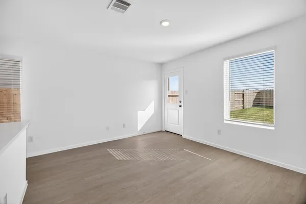 $1,900 | 914 Pertuso Lane, Huffman, TX 77336