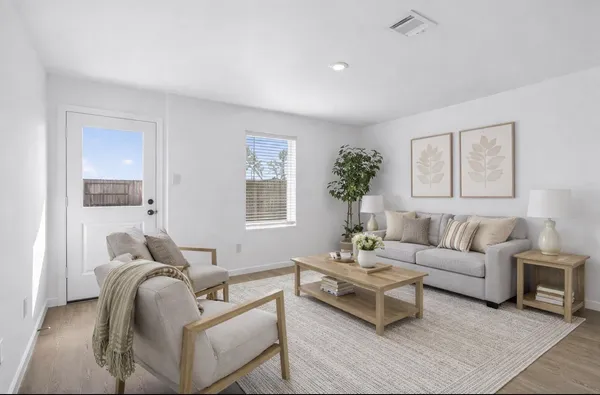 $1,900 | 914 Pertuso Lane, Huffman, TX 77336