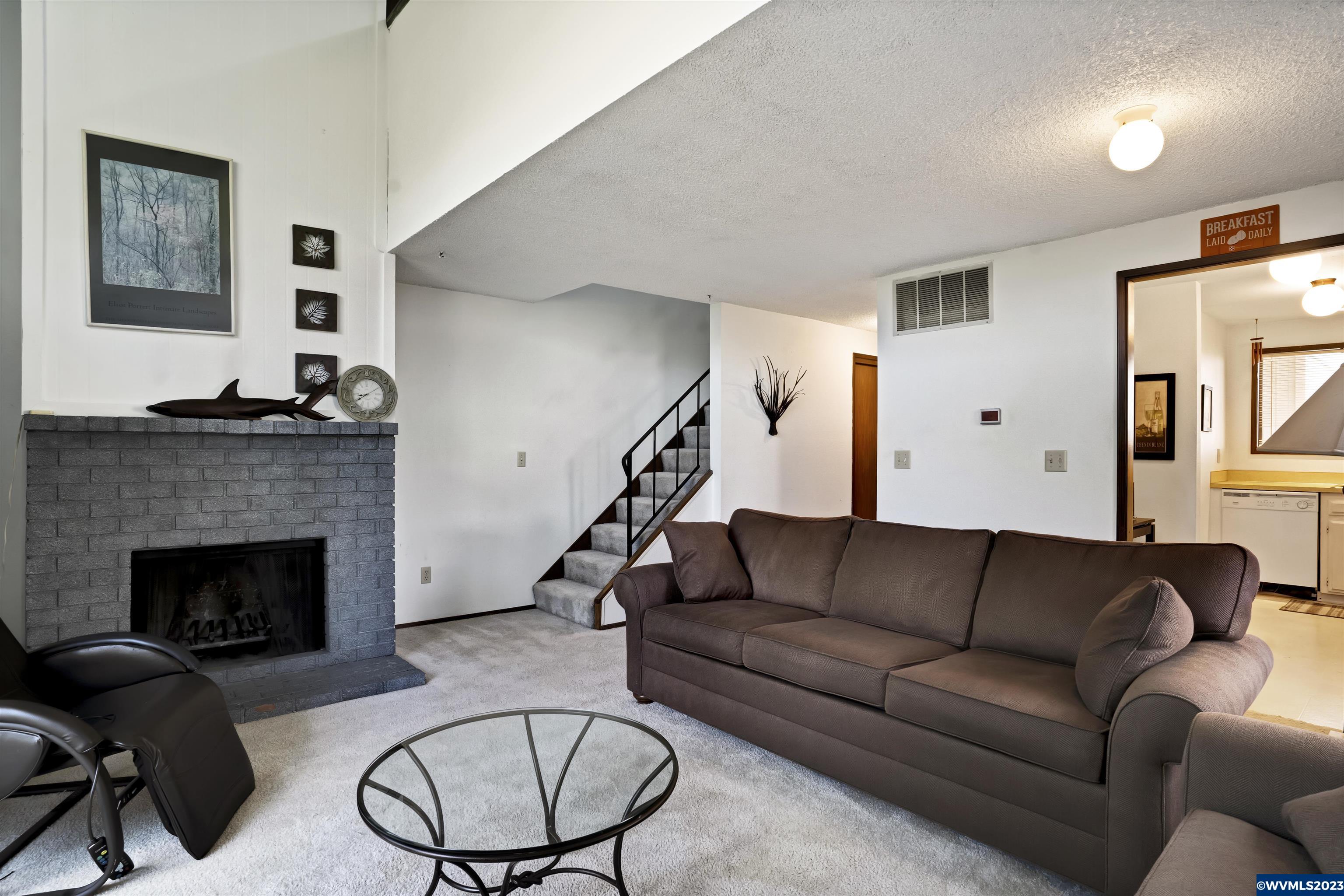 3760 Auburn Road Northeast Salem, OR 97301 - Photo 8 of 23 Gallery Image 8