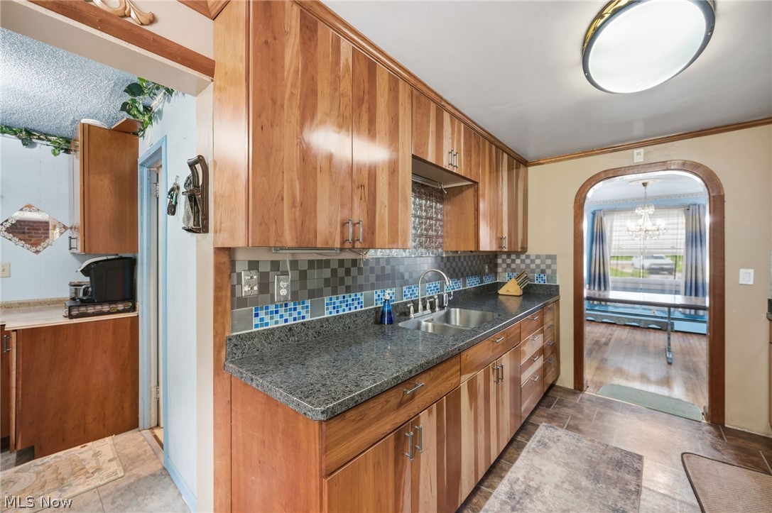 5950 Parkman Road Northwest Warren, OH 44481 - Photo 8 of 35