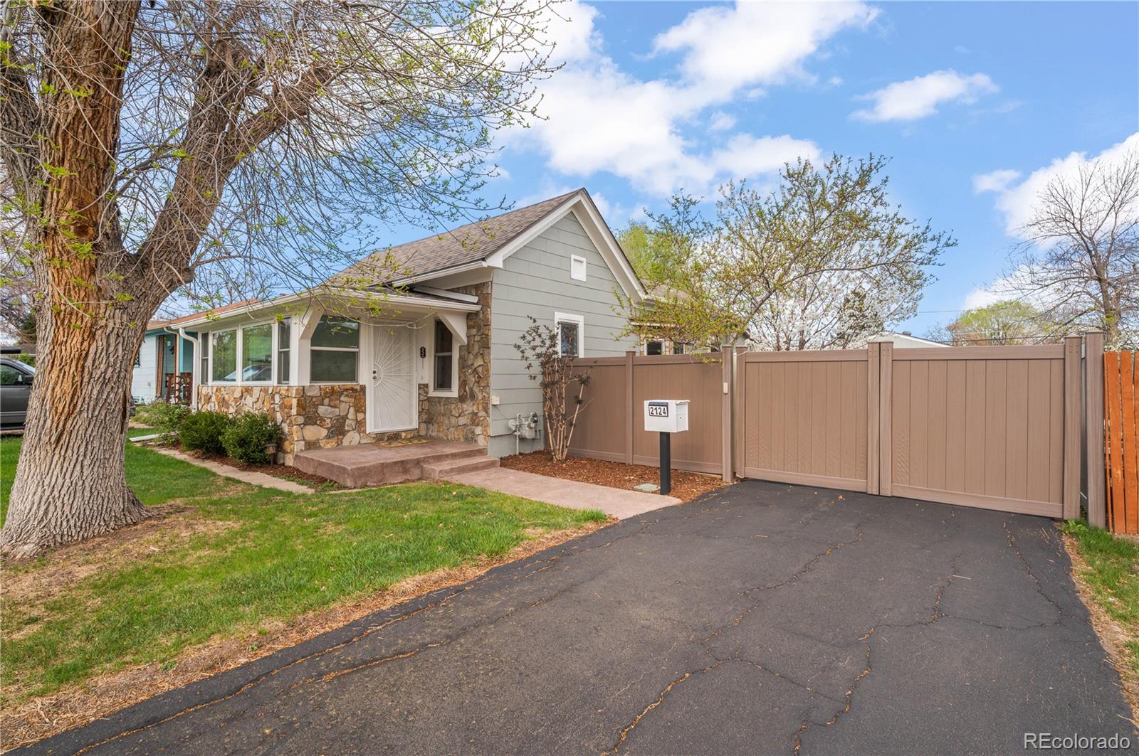 2124 Gray Street Edgewater, CO 80214 - Photo 5 of 49