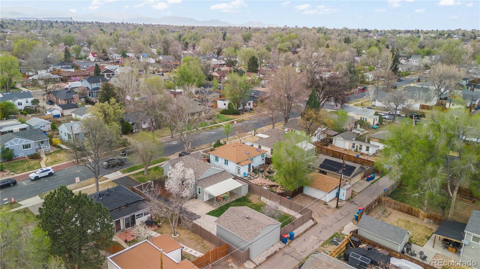 2124 Gray Street Edgewater, CO 80214 - Photo 7 of 49