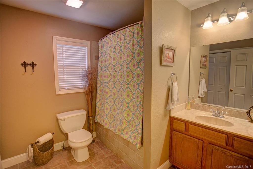 274 Morgan Road Candler, NC 28715 - Photo 8 of 15 Gallery Image 8