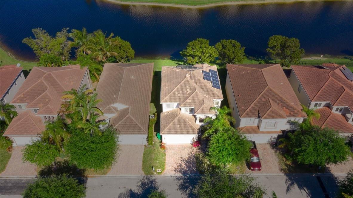 1068 Center Stone Lane Riviera Beach, FL 33404 - Photo 8 of 28 Photo 8