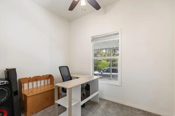 a view of workspace with washer and dryer