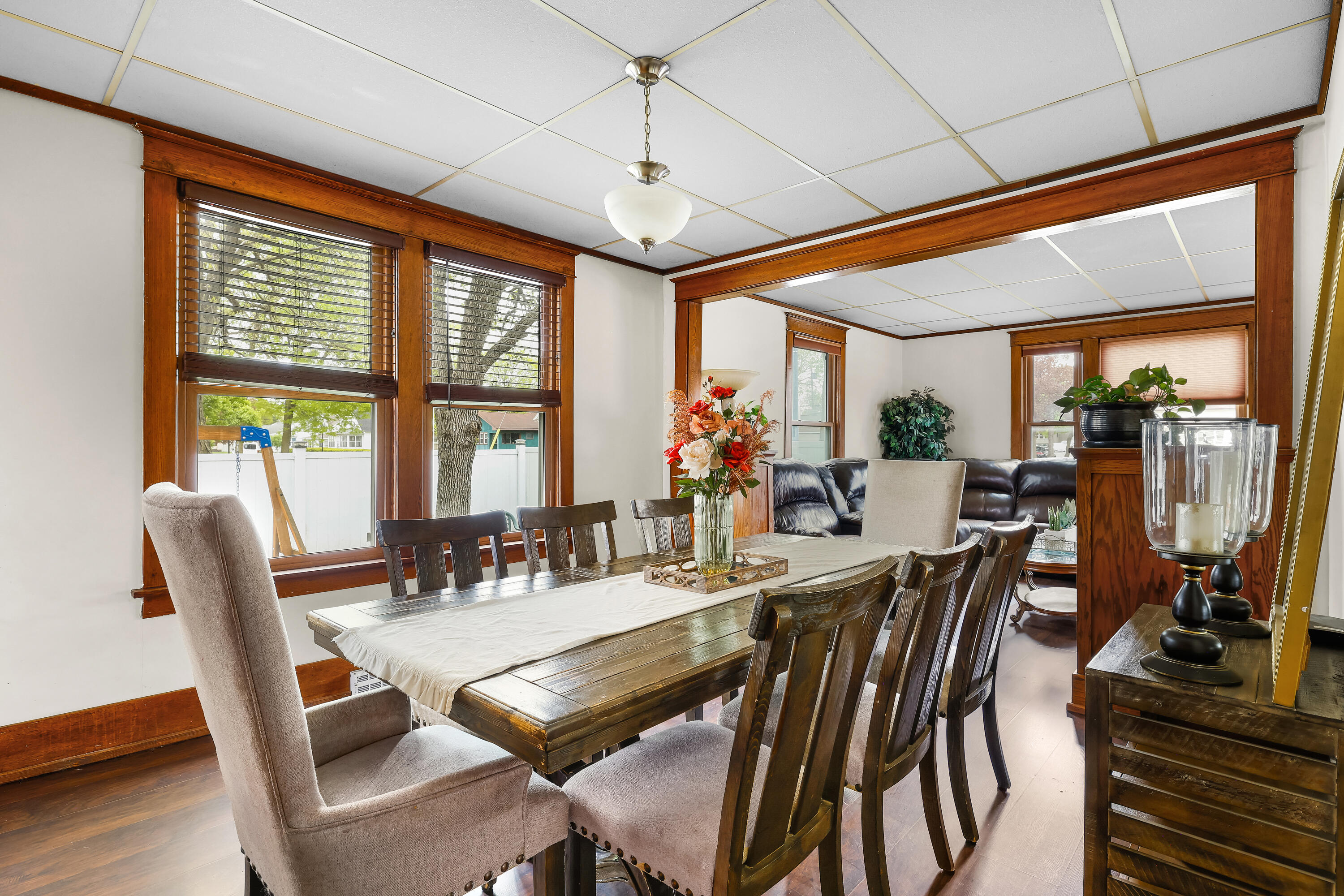 1402 George Street La Crosse, WI 54603 - Photo 4 of 20 Dining