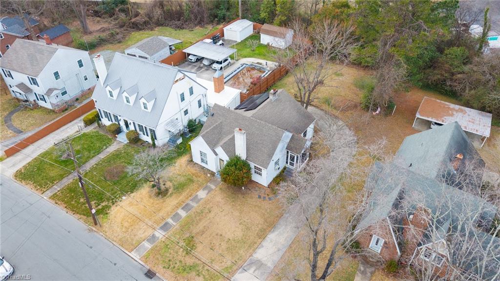 218 Rolling Road Burlington, NC 27217 - Photo 28 of 38 Gallery Image 28