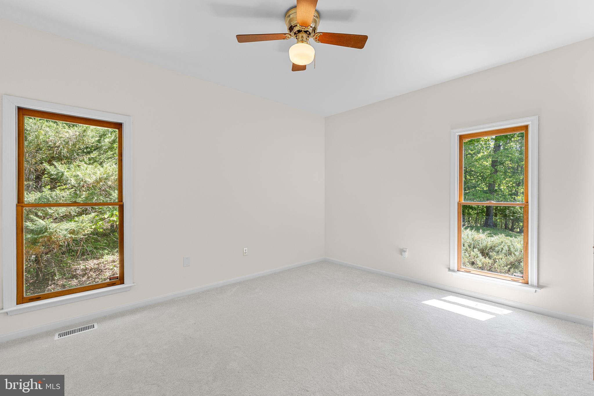 136 Holly Berry Road Fredericksburg, VA 22406 - Photo 19 of 75