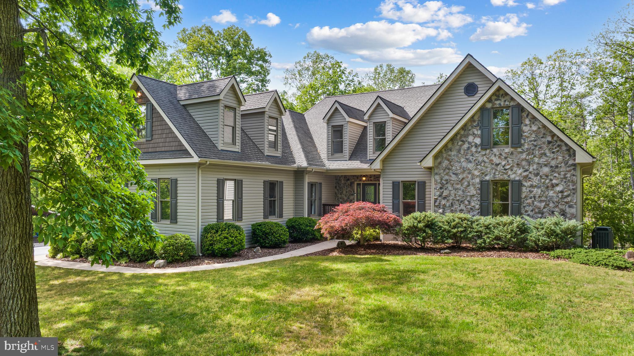 136 Holly Berry Road Fredericksburg, VA 22406 - Photo 3 of 75