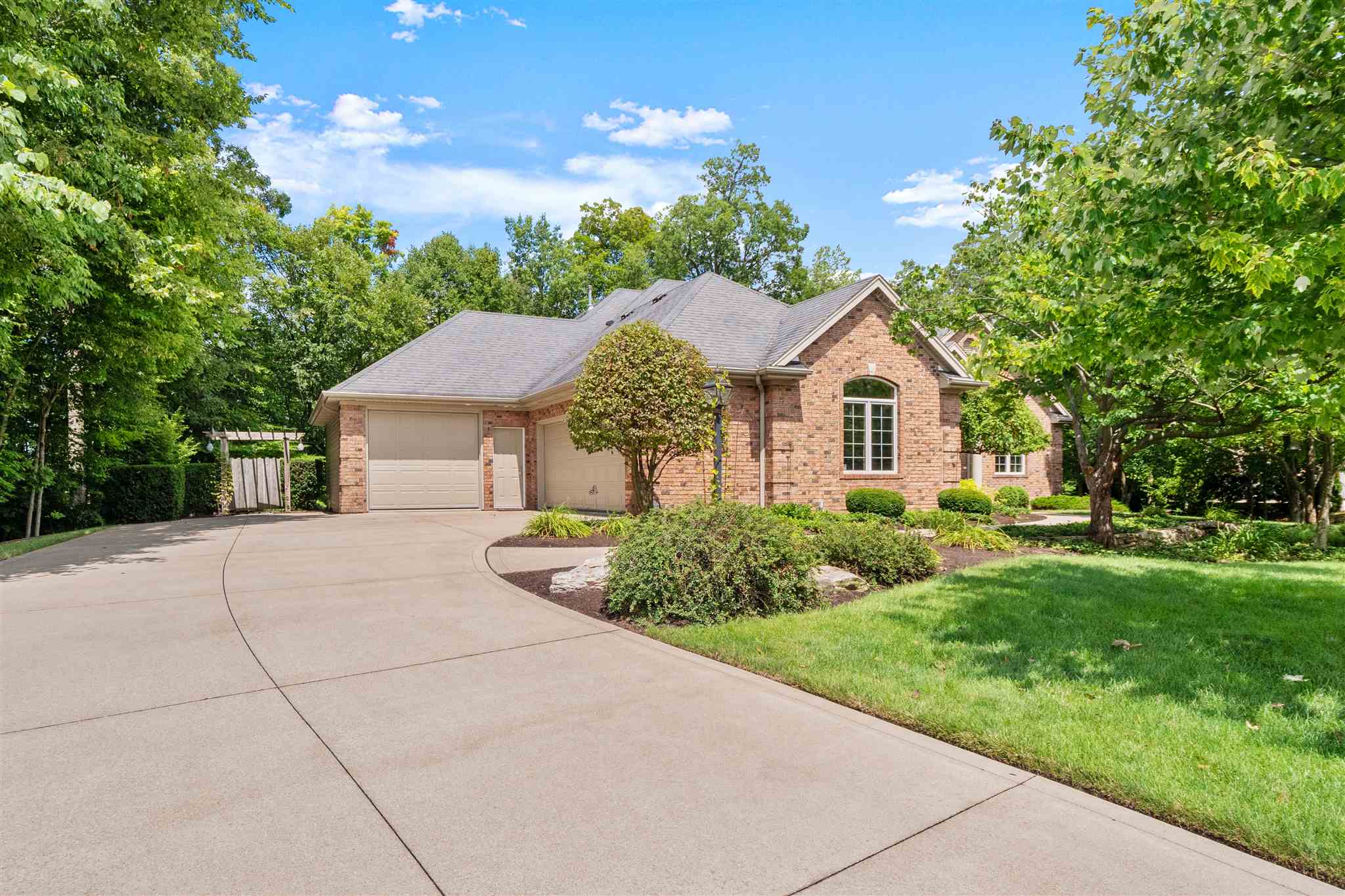 7930 Inverness Lakes Trail Fort Wayne, IN 46804 - Photo 2 of 36 Gallery Image 2