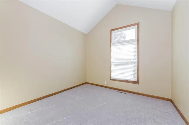 $2,360 | 4050 Southwest La Harve Drive, Lee's Summit, MO 64082