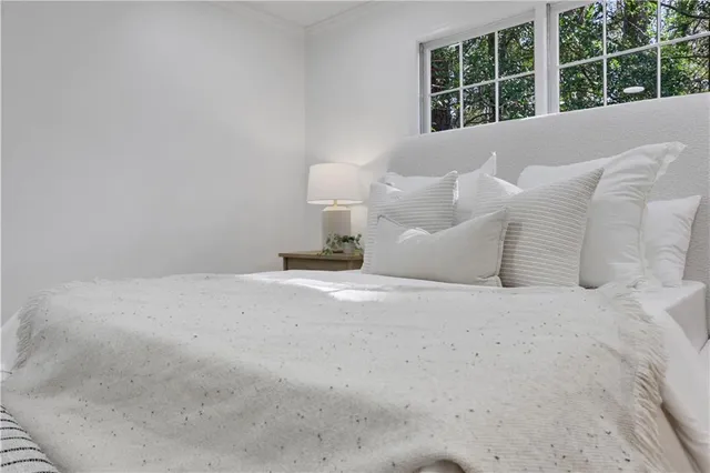 $975,000 | 681 Hampton Place Southwest, Marietta, GA 30064