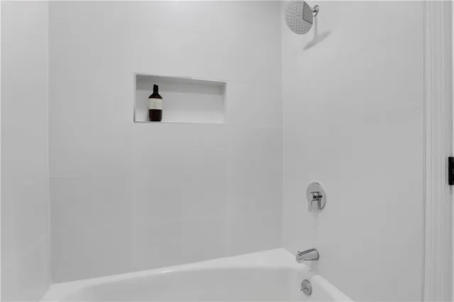 $975,000 | 681 Hampton Place Southwest, Marietta, GA 30064