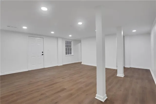 $975,000 | 681 Hampton Place Southwest, Marietta, GA 30064