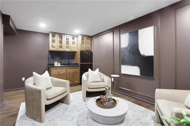 $995,000 | 681 Hampton Place Southwest, Marietta, GA 30064