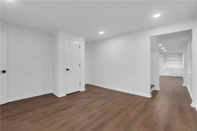 $975,000 | 681 Hampton Place Southwest, Marietta, GA 30064