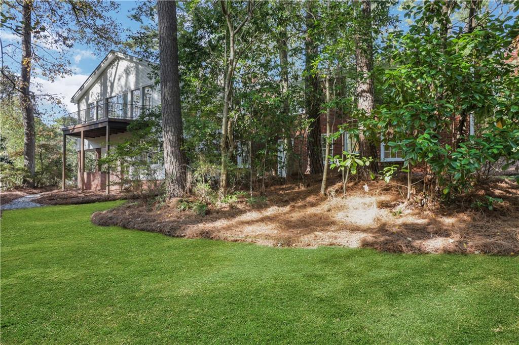 681 Hampton Place Southwest Marietta, GA 30064 - Photo 10 of 73