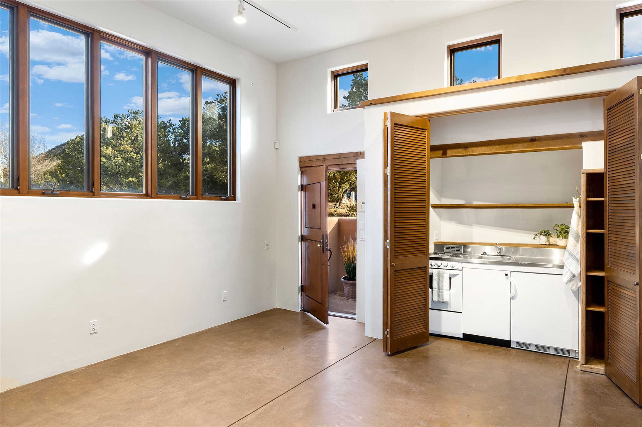 2022 Foothills Road Santa Fe, NM 87505 - Photo 41 of 68 Studio