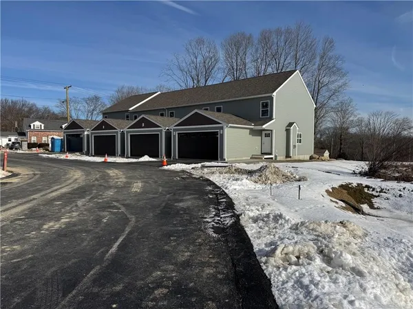$439,500 | 3 Trinity Way, Johnston, RI 02919