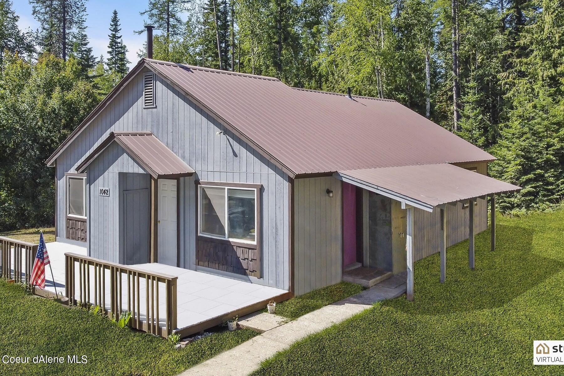 1042 North Wrenco Road Sandpoint, ID 83864 - Photo 1 of 1 Single Famliy for you family