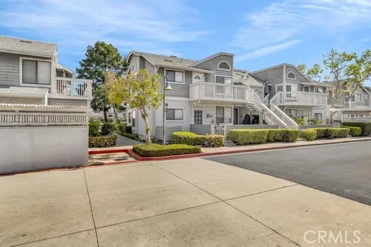 $3,095 | 49 Remington, Irvine, CA 92620