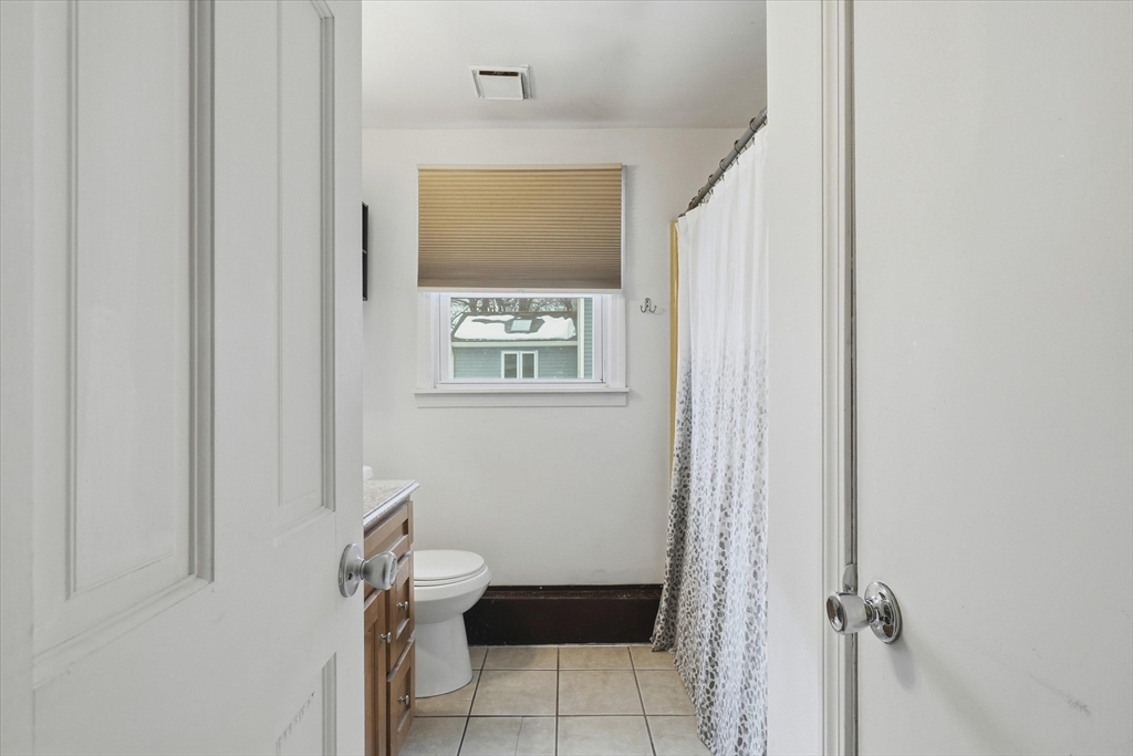 6 Rear Perkins Street Peabody, MA 01960 - Photo 12 of 28