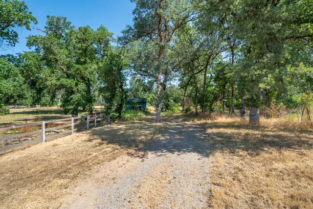 $500,000 | 10855 Beaver Road, Oak Run, CA 96069