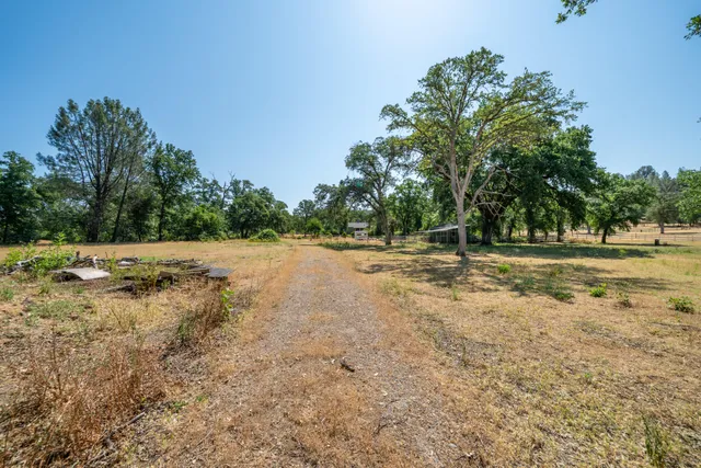 $500,000 | 10855 Beaver Road, Oak Run, CA 96069