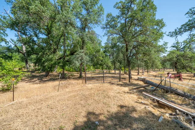 $500,000 | 10855 Beaver Road, Oak Run, CA 96069