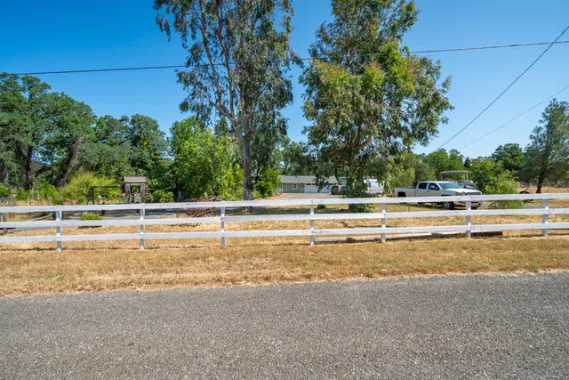 $500,000 | 10855 Beaver Road, Oak Run, CA 96069