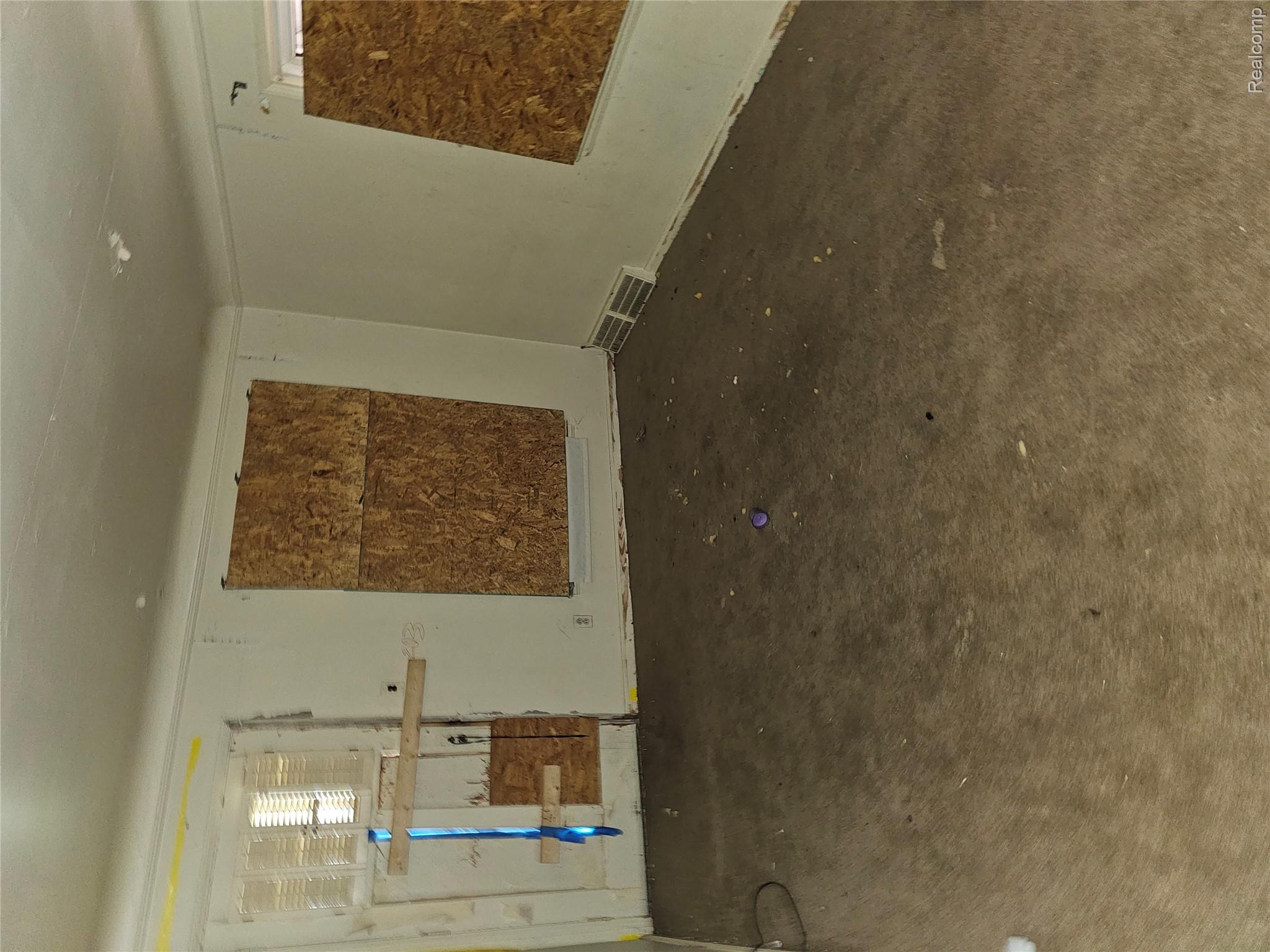19442 Moross Road Detroit, MI 48224 - Photo 34 of 48 Empty room featuring carpet flooring