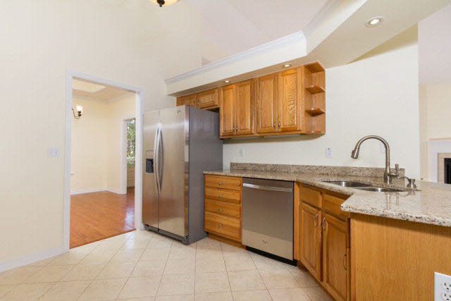 117 Durby Lane Foley, AL 36535 - Photo 4 of 23 Kitchen