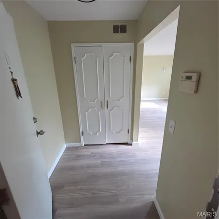 $74,900 | 6670 Chesapeake Drive, Unit D, Florissant, MO 63033