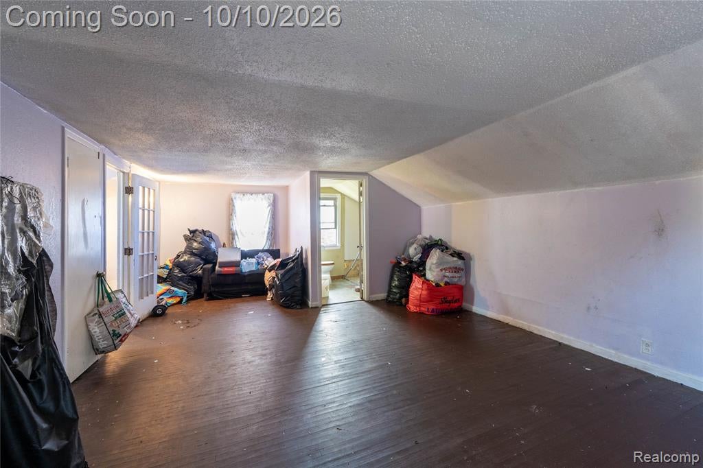 15276 Rochelle Avenue Detroit, MI 48205 - Photo 32 of 39 Gallery Image 32