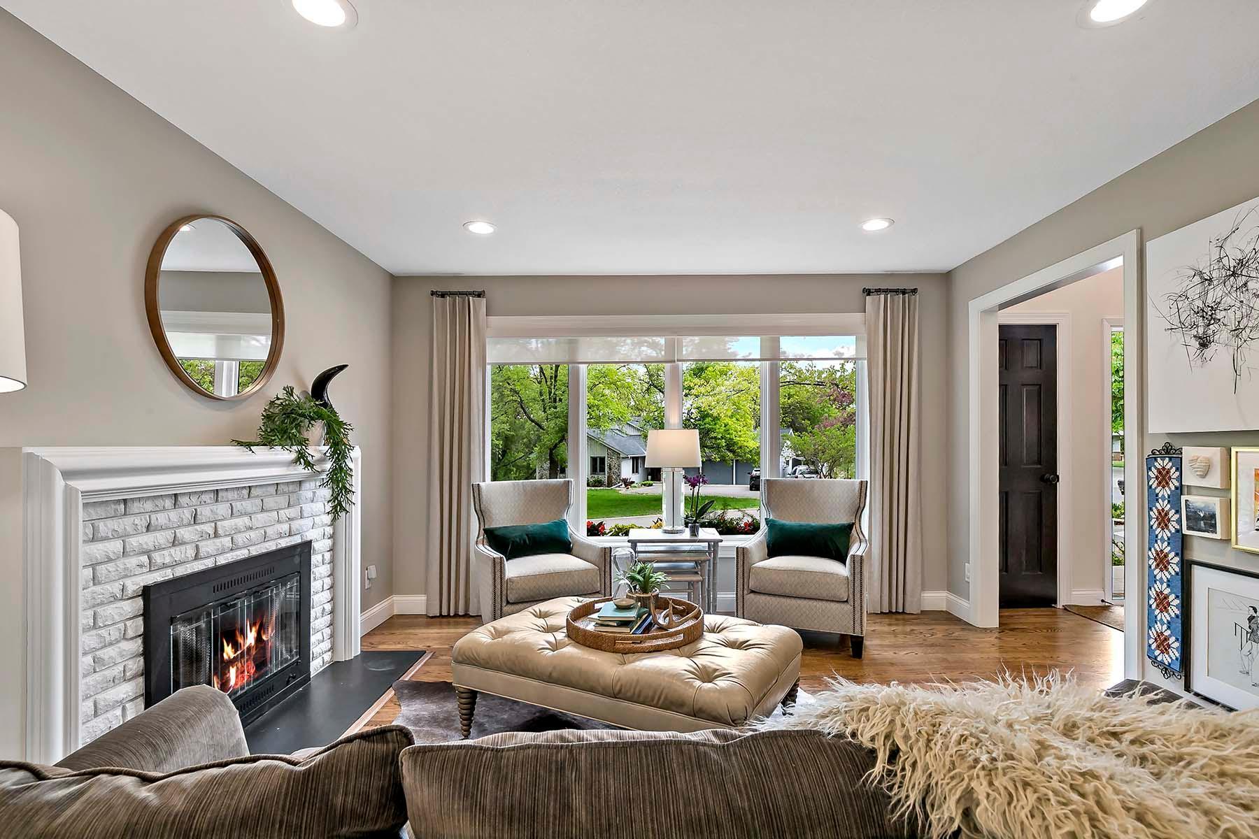 14701 Stone Road Minnetonka, MN 55391 - Photo 11 of 85 Gallery Image 11