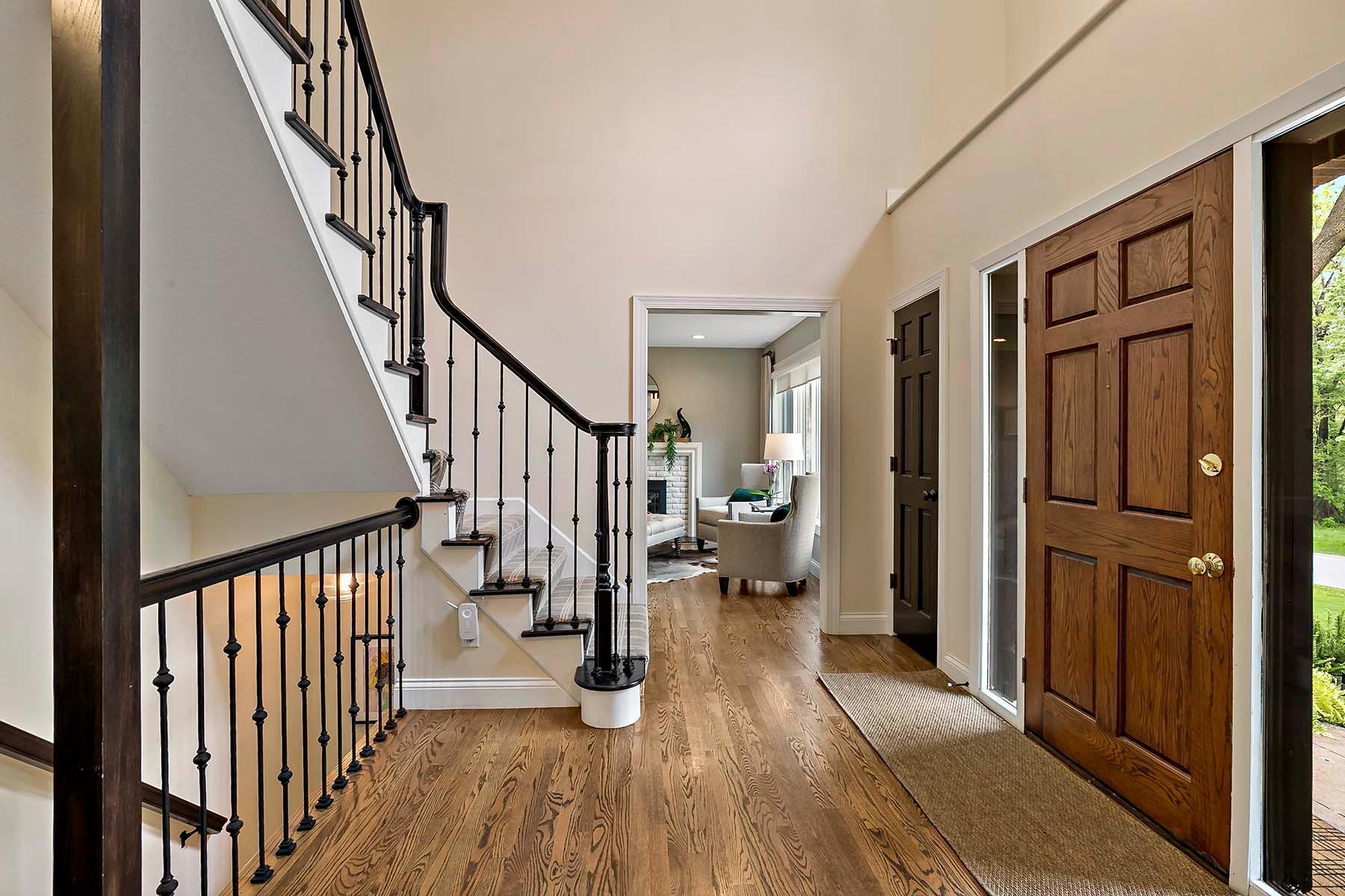 14701 Stone Road Minnetonka, MN 55391 - Photo 8 of 85 Gallery Image 8